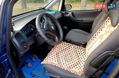 Минивэн Opel Zafira 2004 в 