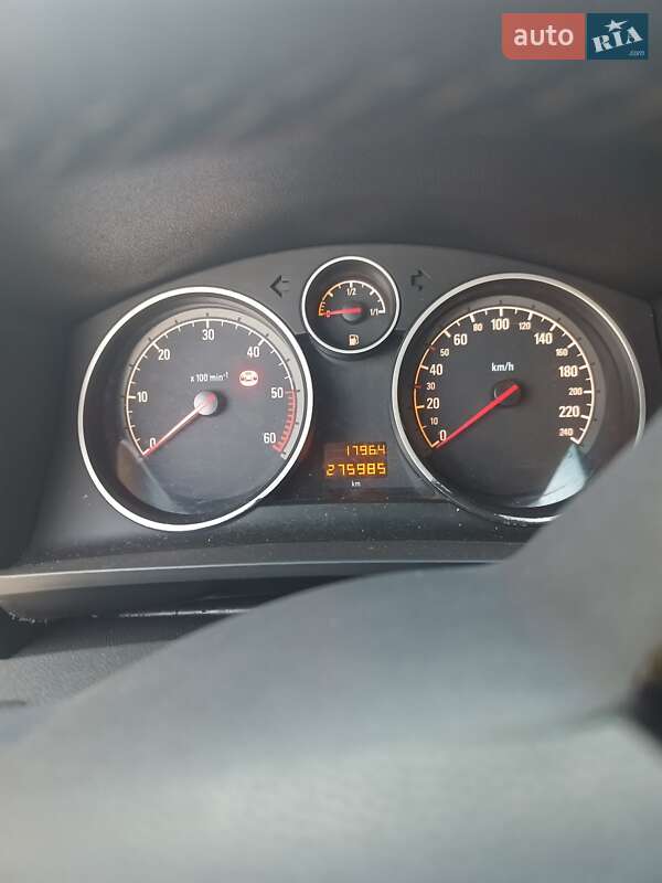 Мінівен Opel Zafira 2010 в Краматорську фото 5 Мінівен Opel Zafira 2010 в Краматорську