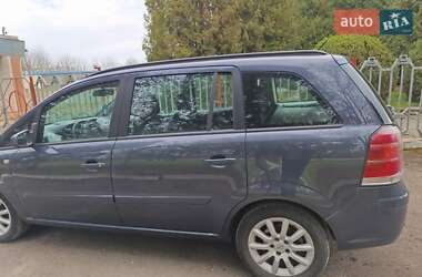 Минивэн Opel Zafira 2007 в Бучаче