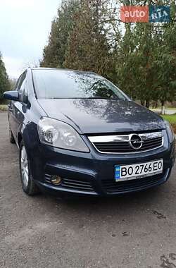 Минивэн Opel Zafira 2007 в Бучаче