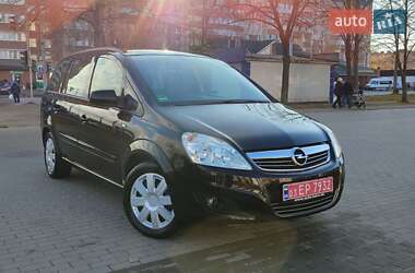 Мінівен Opel Zafira 2010 в Білій Церкві