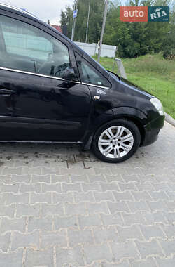 Мінівен Opel Zafira 2008 в Самборі