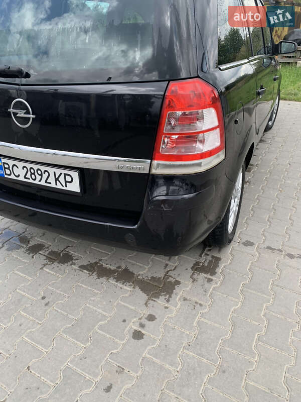 Мінівен Opel Zafira 2008 в Самборі