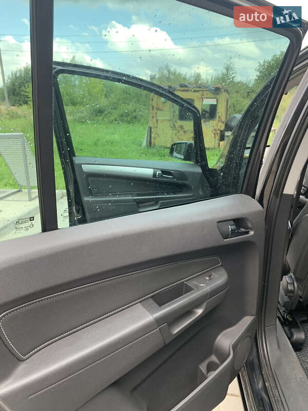 Мінівен Opel Zafira 2008 в Самборі