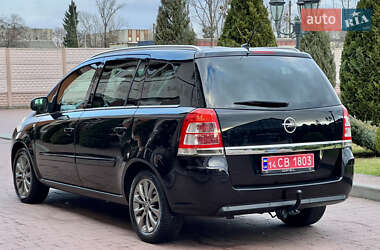 Минивэн Opel Zafira 2010 в Стрые