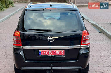 Минивэн Opel Zafira 2010 в Стрые