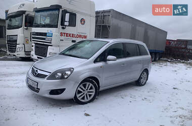 Минивэн Opel Zafira 2008 в Золочеве