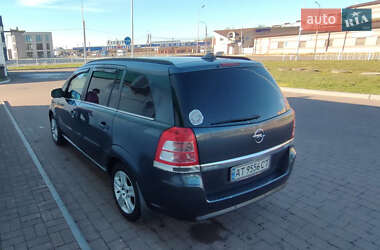 Мінівен Opel Zafira 2010 в Калуші