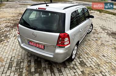 Минивэн Opel Zafira 2008 в Славуте