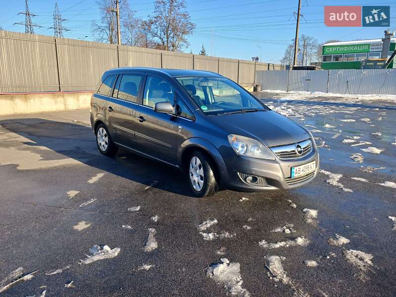 Мінівен Opel Zafira 2010 в Вінниці