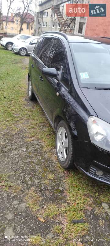 Мінівен Opel Zafira 2006 в Чугуєві