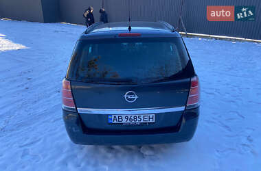 Минивэн Opel Zafira 2006 в Виннице