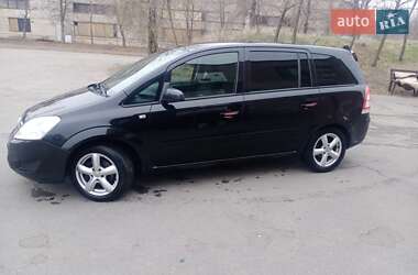 Минивэн Opel Zafira 2009 в 