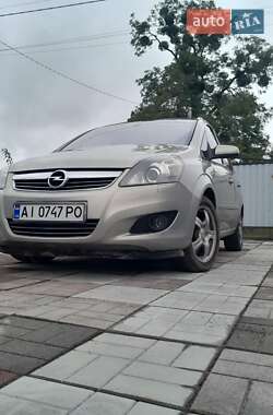 Мінівен Opel Zafira 2008 в Бучі