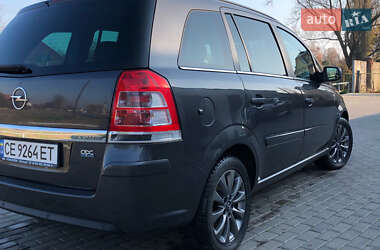 Минивэн Opel Zafira 2011 в 