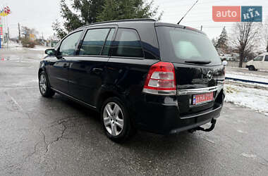 Минивэн Opel Zafira 2009 в Борисполе