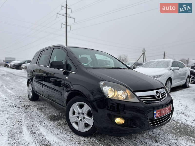 Мінівен Opel Zafira 2011 в Рівному