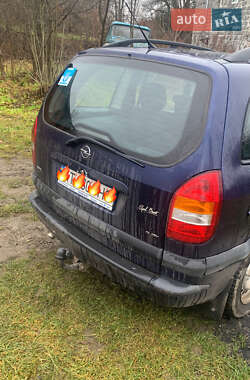 Минивэн Opel Zafira 2000 в 