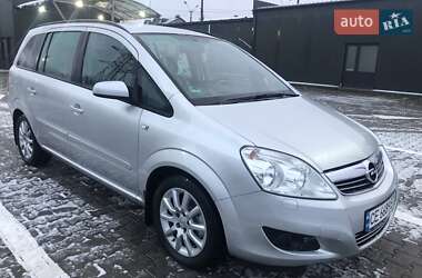 Мінівен Opel Zafira 2008 в Чернівцях