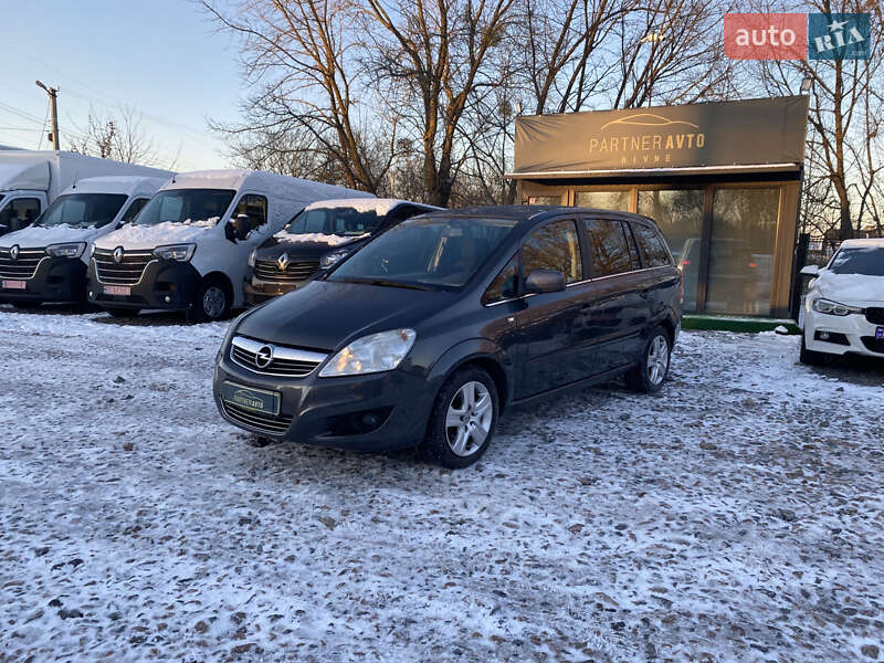 Мінівен Opel Zafira 2011 в Рівному