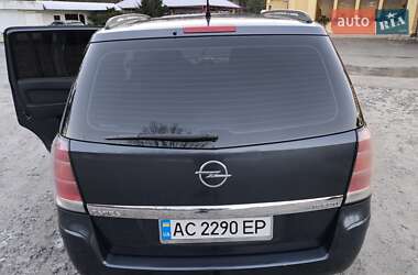 Мінівен Opel Zafira 2006 в Луцьку