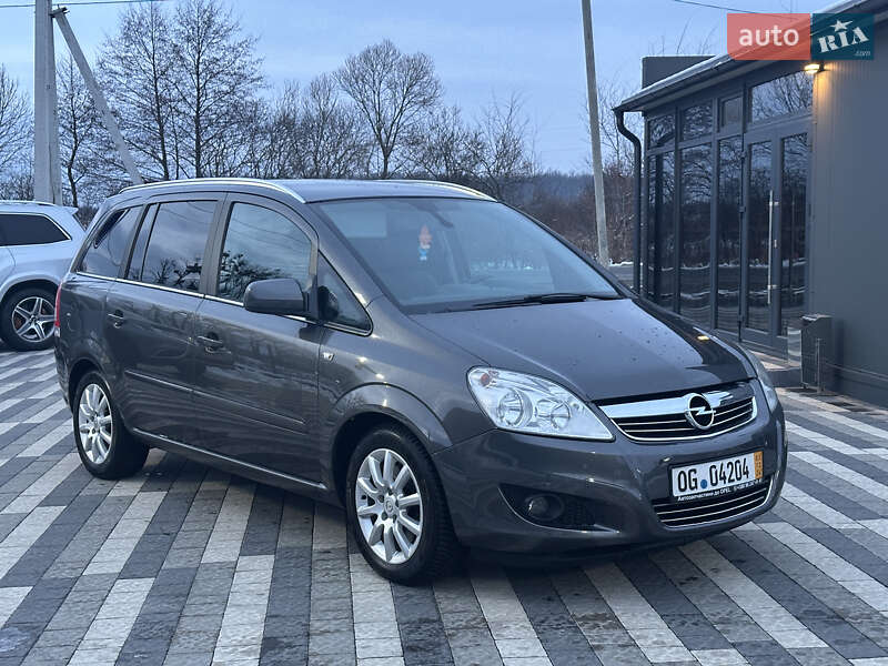 Минивэн Opel Zafira 2011 в Львове