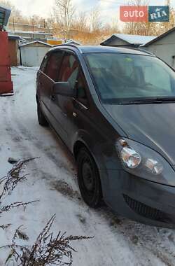 Минивэн Opel Zafira 2011 в Львове