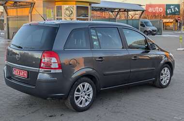 Мінівен Opel Zafira 2010 в Дубні