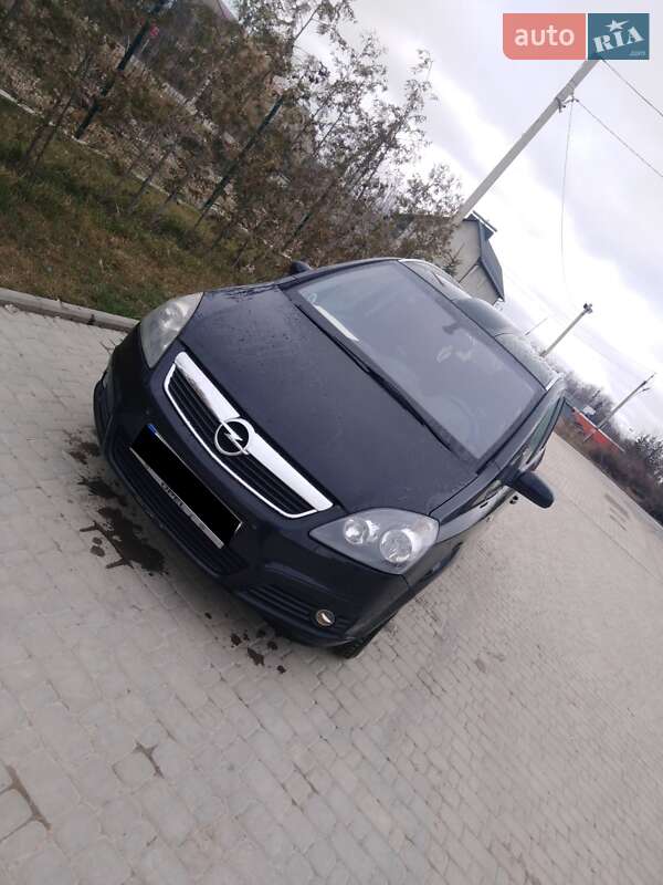 Opel Zafira 2008