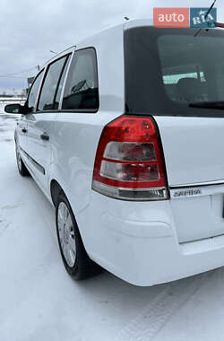 Мінівен Opel Zafira 2010 в Полтаві