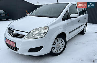 Мінівен Opel Zafira 2010 в Полтаві