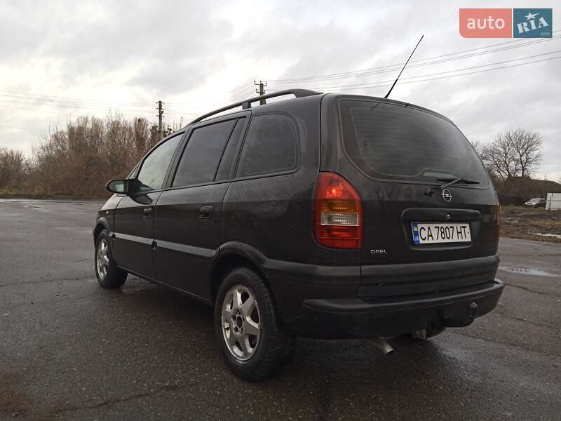Минивэн Opel Zafira 1999 в Шполе