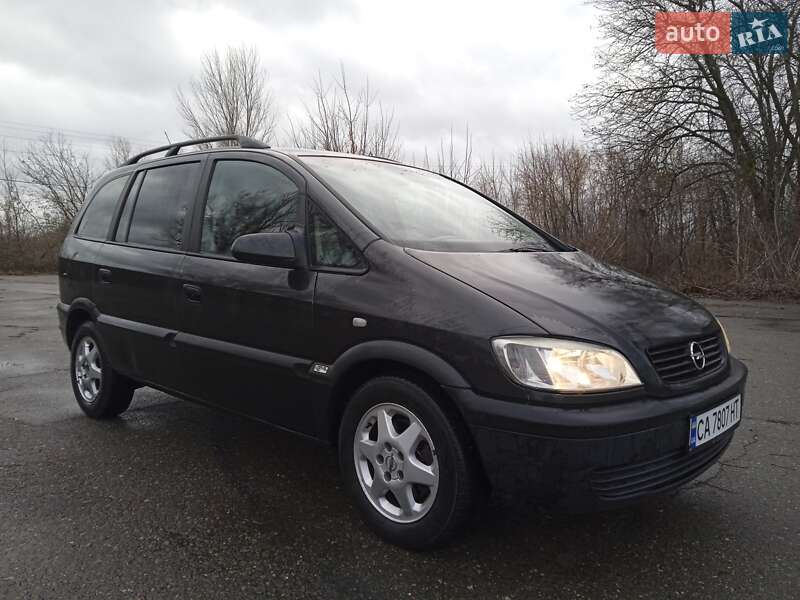 Минивэн Opel Zafira 1999 в Шполе