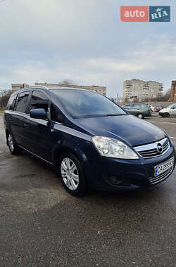 Мінівен Opel Zafira 2011 в Кам'янці