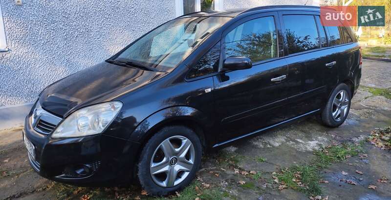 Мінівен Opel Zafira 2008 в Чернівцях