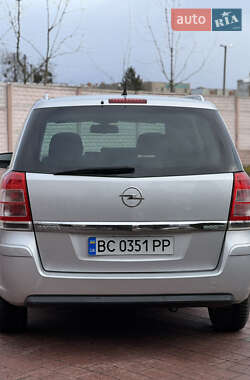 Мінівен Opel Zafira 2011 в Стрию