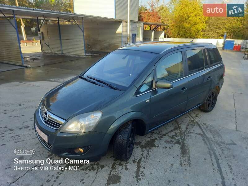 Мінівен Opel Zafira 2009 в Бориславі