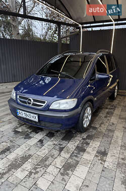 Мінівен Opel Zafira 2003 в Ужгороді