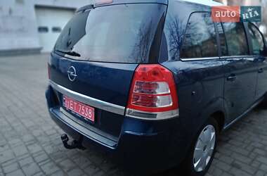 Минивэн Opel Zafira 2011 в Ивано-Франковске