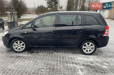 Минивэн Opel Zafira 2008 в Киеве