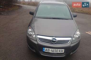 Минивэн Opel Zafira 2011 в Виннице