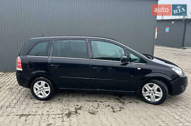 Мінівен Opel Zafira 2011 в  фото 15 Мінівен Opel Zafira 2011 в