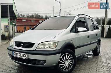 Минивэн Opel Zafira 2002 в Томашполе