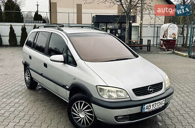 Минивэн Opel Zafira 2002 в Томашполе