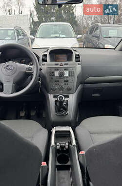 Минивэн Opel Zafira 2007 в Лубнах