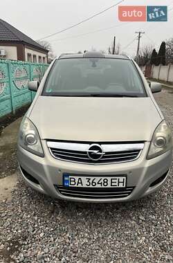 Мінівен Opel Zafira 2009 в Олександрії