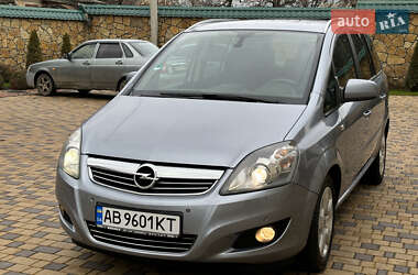 Мінівен Opel Zafira 2010 в Могилів-Подільському