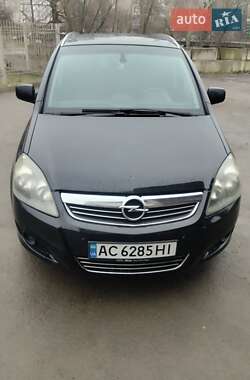 Минивэн Opel Zafira 2011 в Луцке