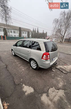 Мінівен Opel Zafira 2011 в 