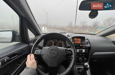 Мінівен Opel Zafira 2011 в 
